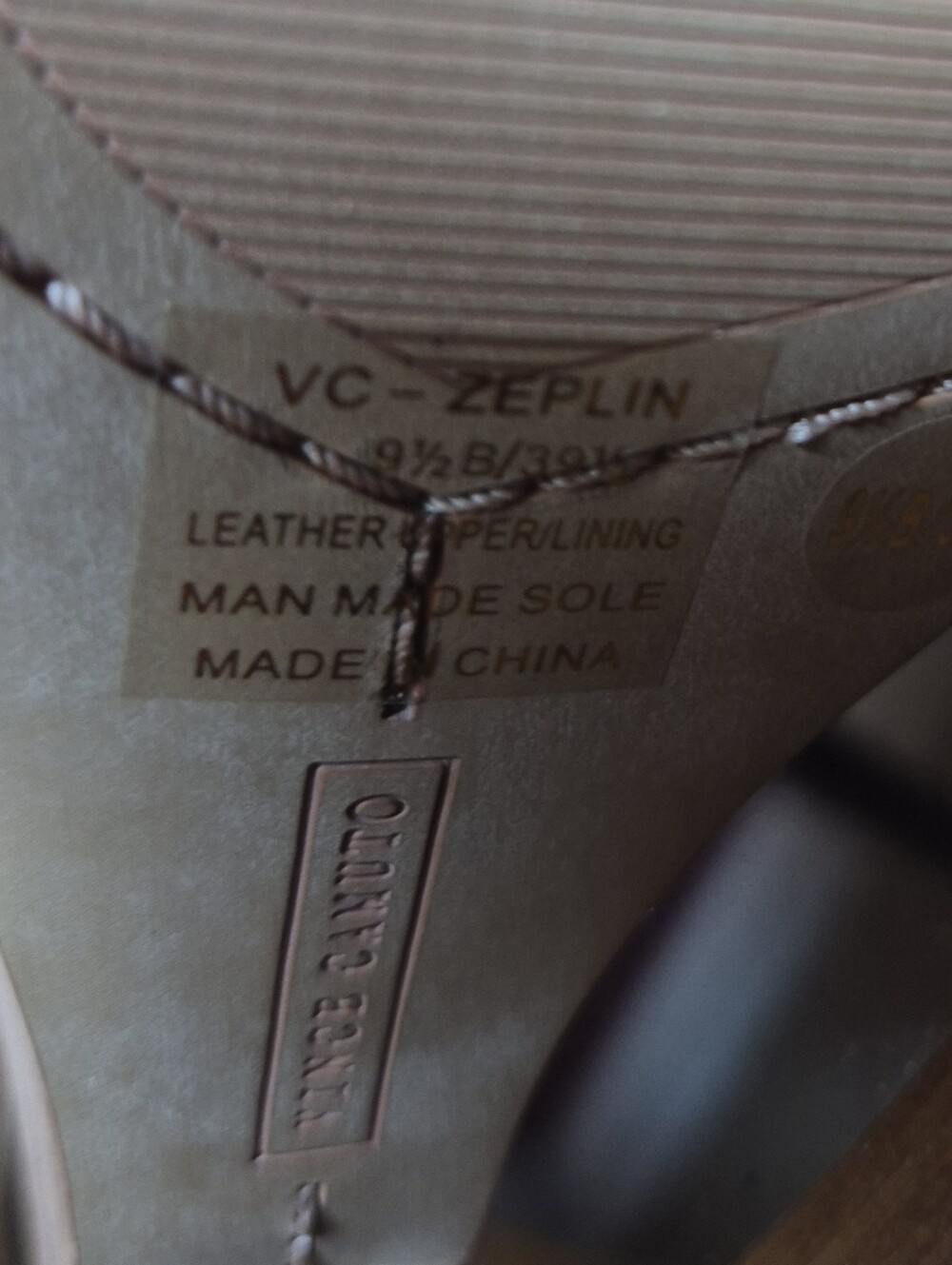 Vince Camuto "Zeppelin" Strappy Wedge Sandals - Size 9.5 - Picture 7 of 7